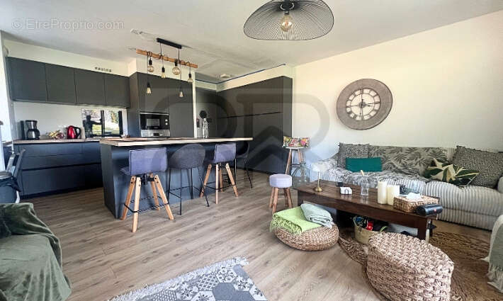 AURAY CENTRE-VILLE — Appartement 75m2 avec garage privatif — Exclusivité 8B Immobilier - photo 2