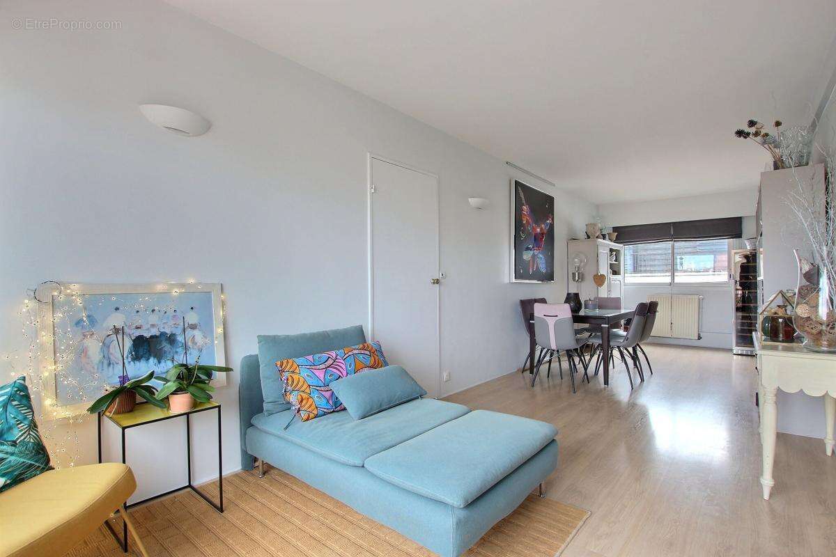 Appartement à COLOMBES