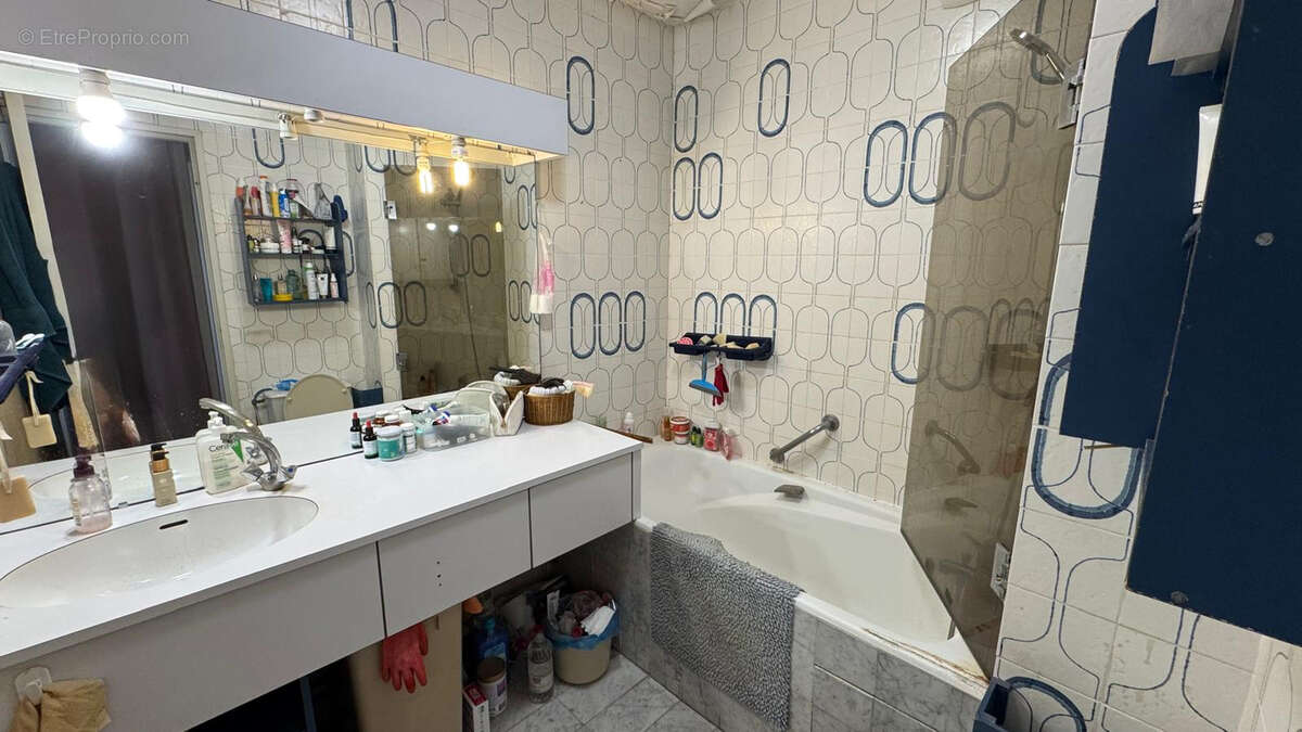 Appartement à PARIS-12E