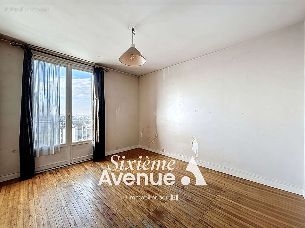 Appartement à DECINES-CHARPIEU