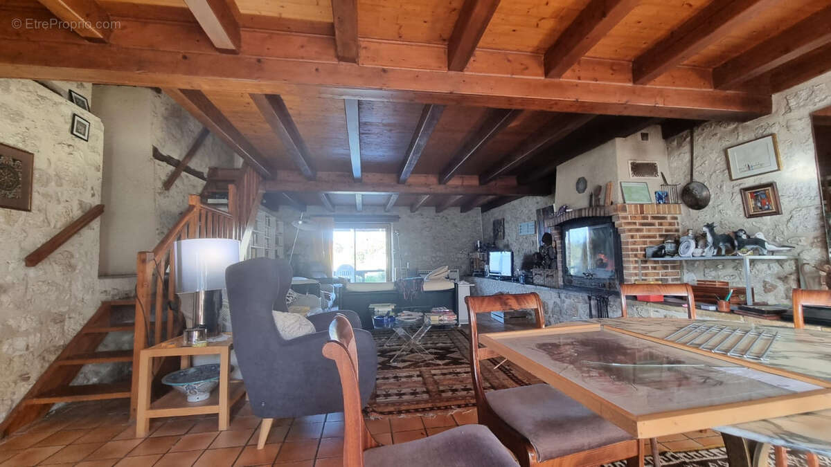 Maison à CAZES-MONDENARD