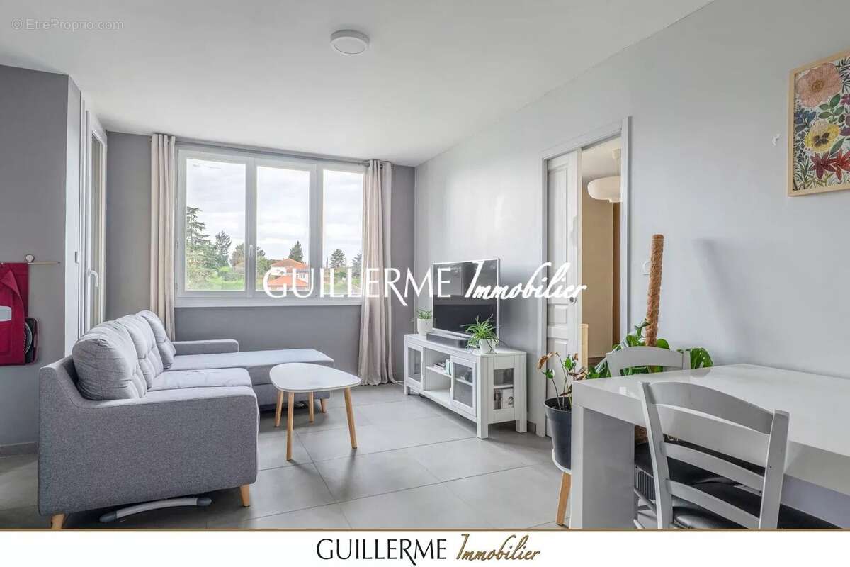 Appartement à CHAMPAGNE-AU-MONT-D'OR