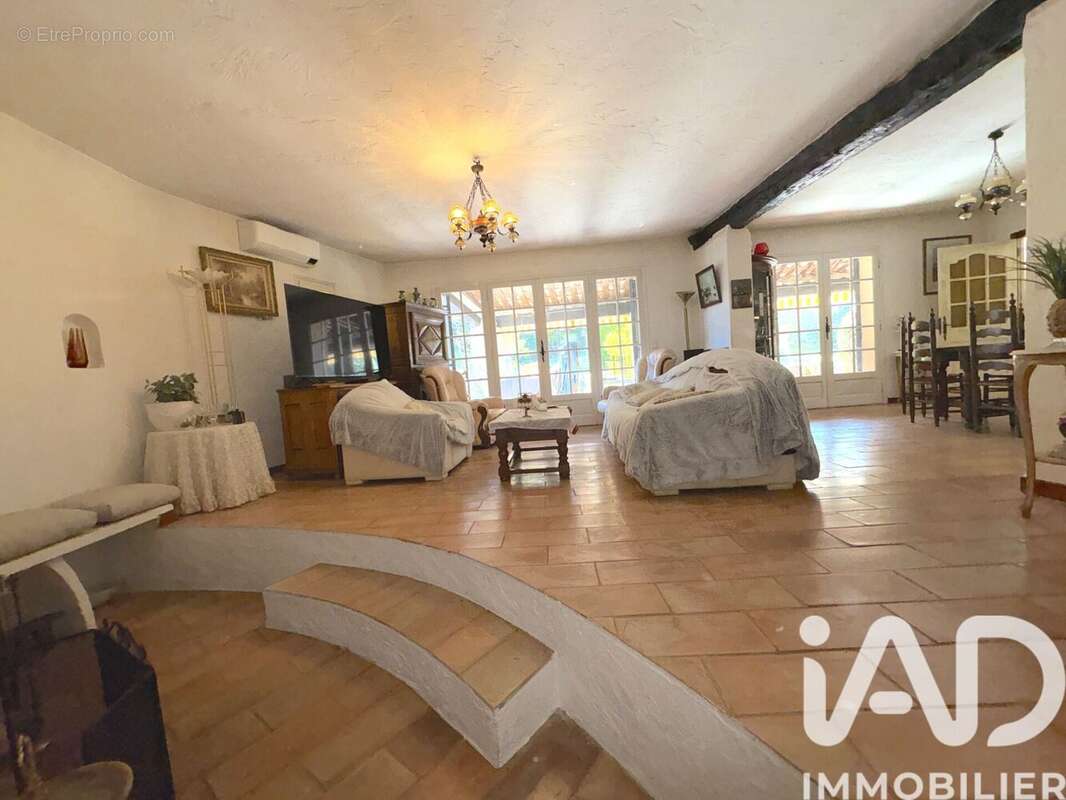Photo 3 - Maison à MOUGINS