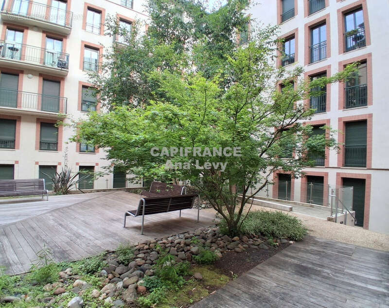 Quai de Tounis 3 pièces 65m² + cave et parking - photo 10