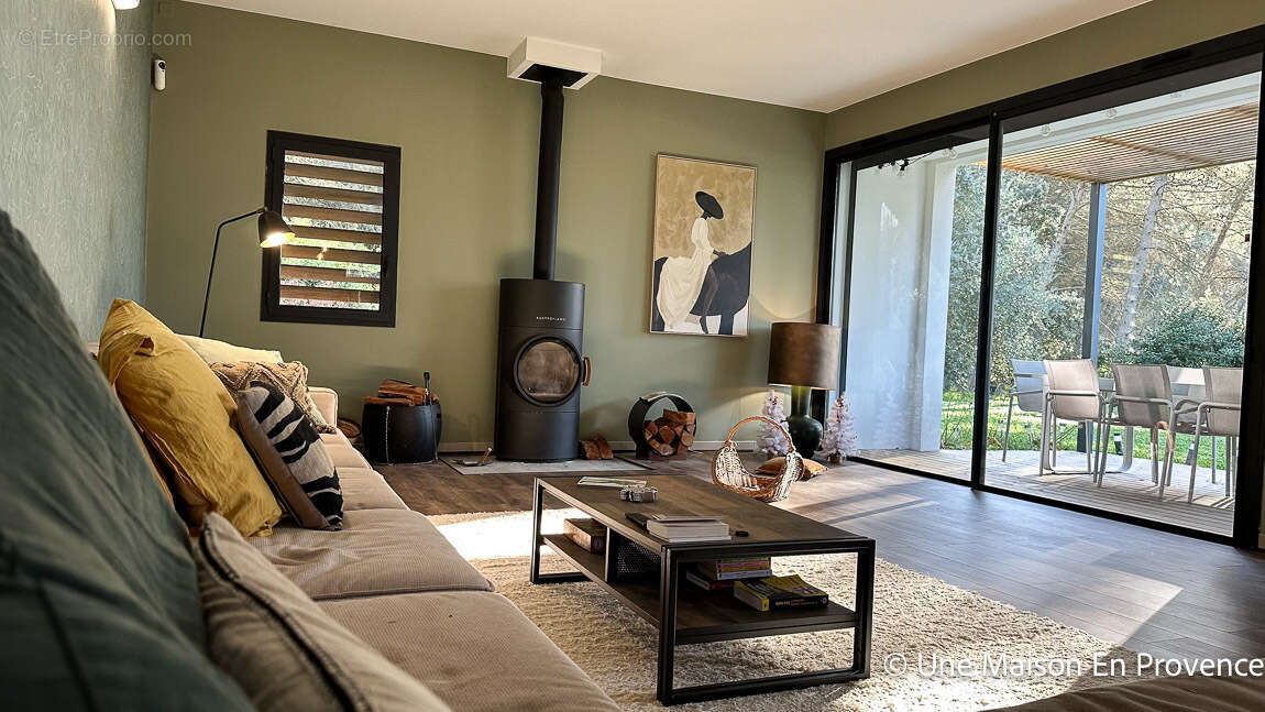 Maison à VILLENEUVE-LES-AVIGNON