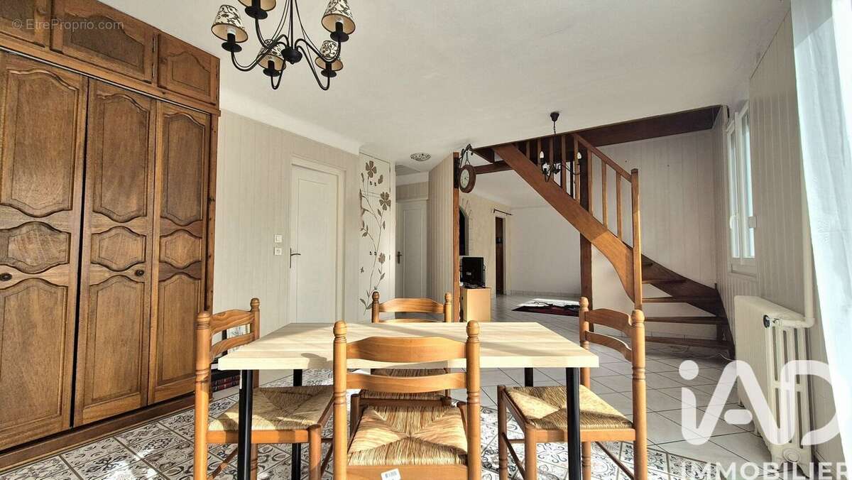 Photo 5 - Maison à PONTAULT-COMBAULT