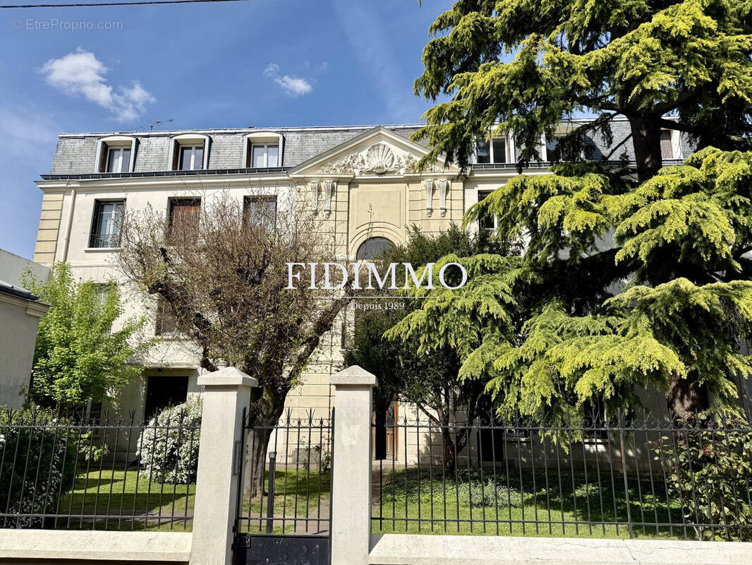 Appartement à CHENNEVIERES-SUR-MARNE