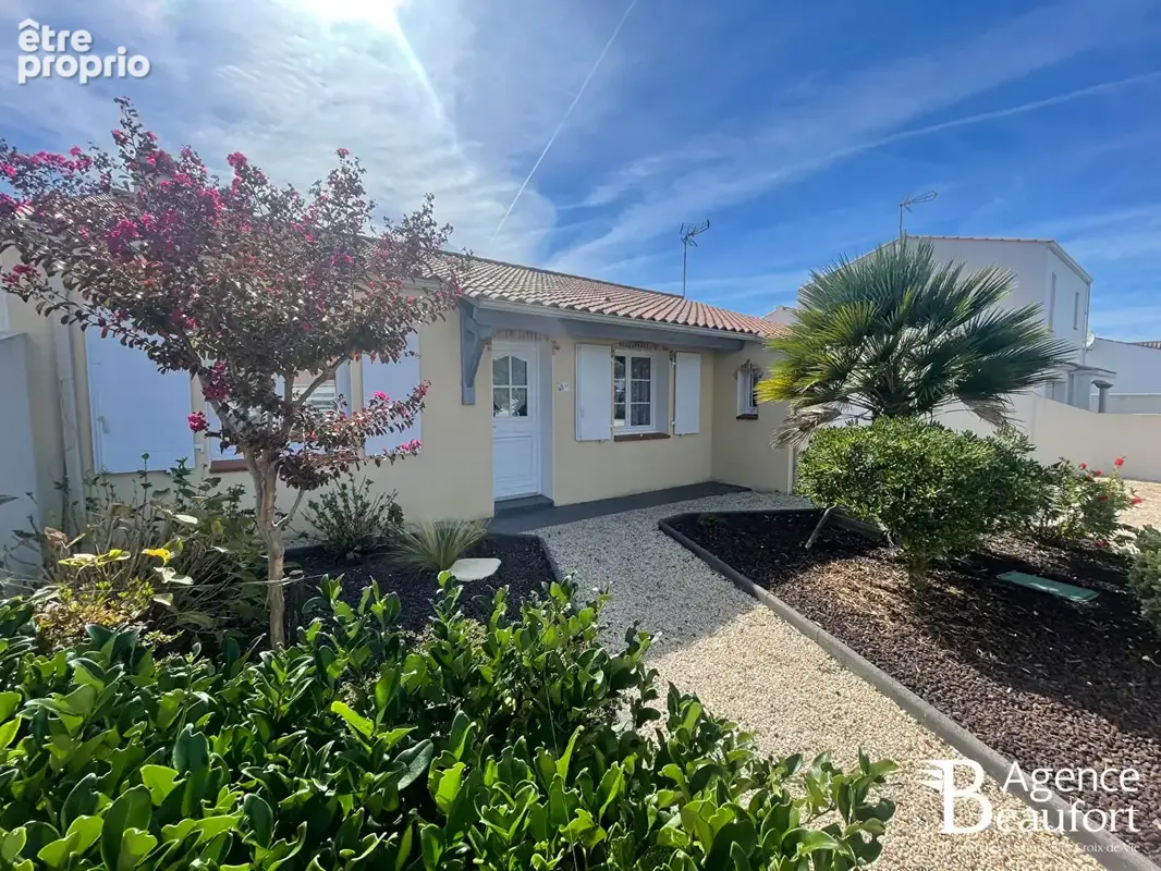 Photo Maison à Saint-Gilles-Croix-De-Vie au prix de 399 000€