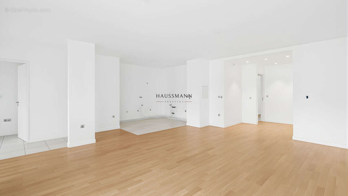 Appartement à NEUILLY-SUR-SEINE