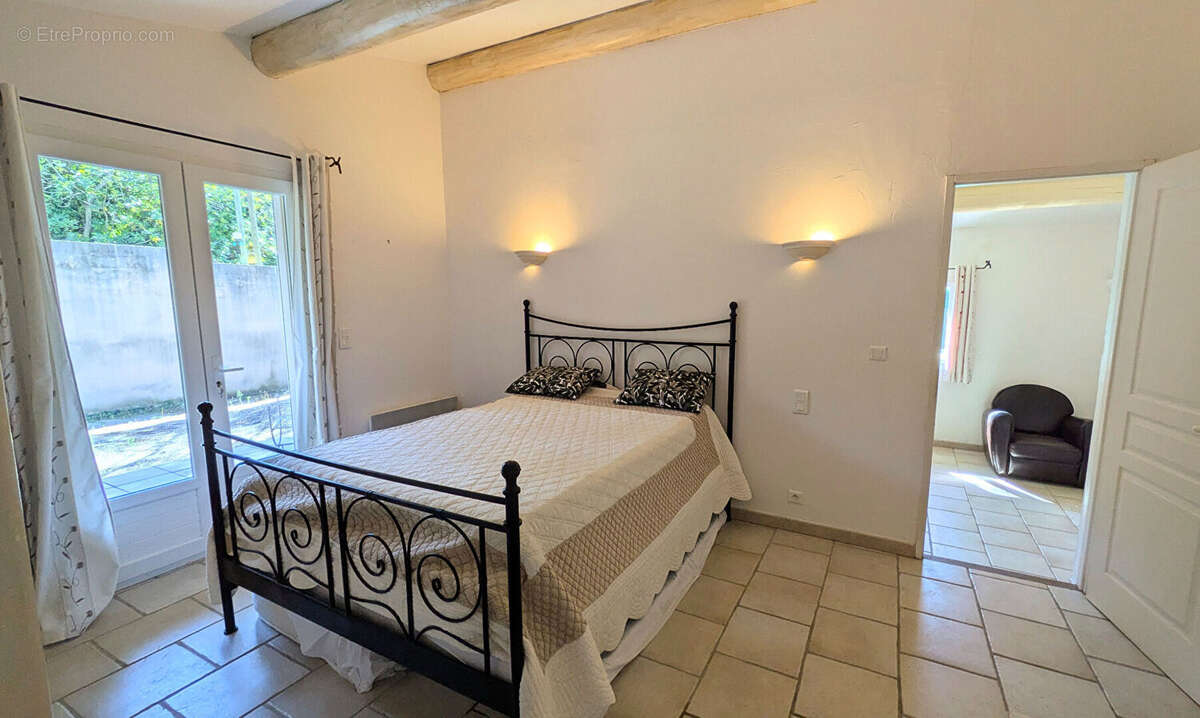 Maison à L&#039;ISLE-SUR-LA-SORGUE