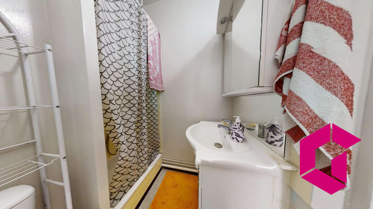 Appartement à SAINT-ETIENNE