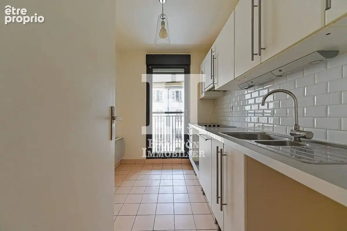 Exclusivité. M° Ourcq / Rue Adolphe Mille. Appartement 3 pièces de 66.33m² - photo 5