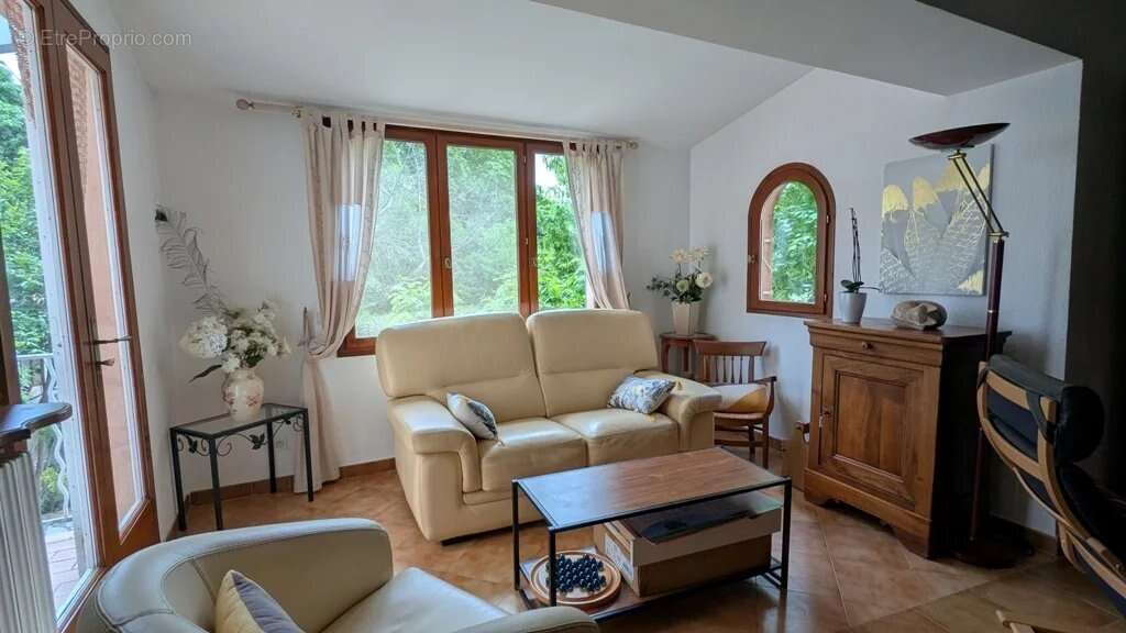 Maison à MONTFORT-SUR-ARGENS