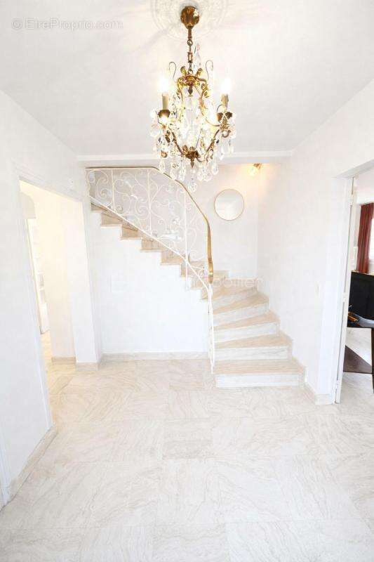 Maison à ROSNY-SOUS-BOIS