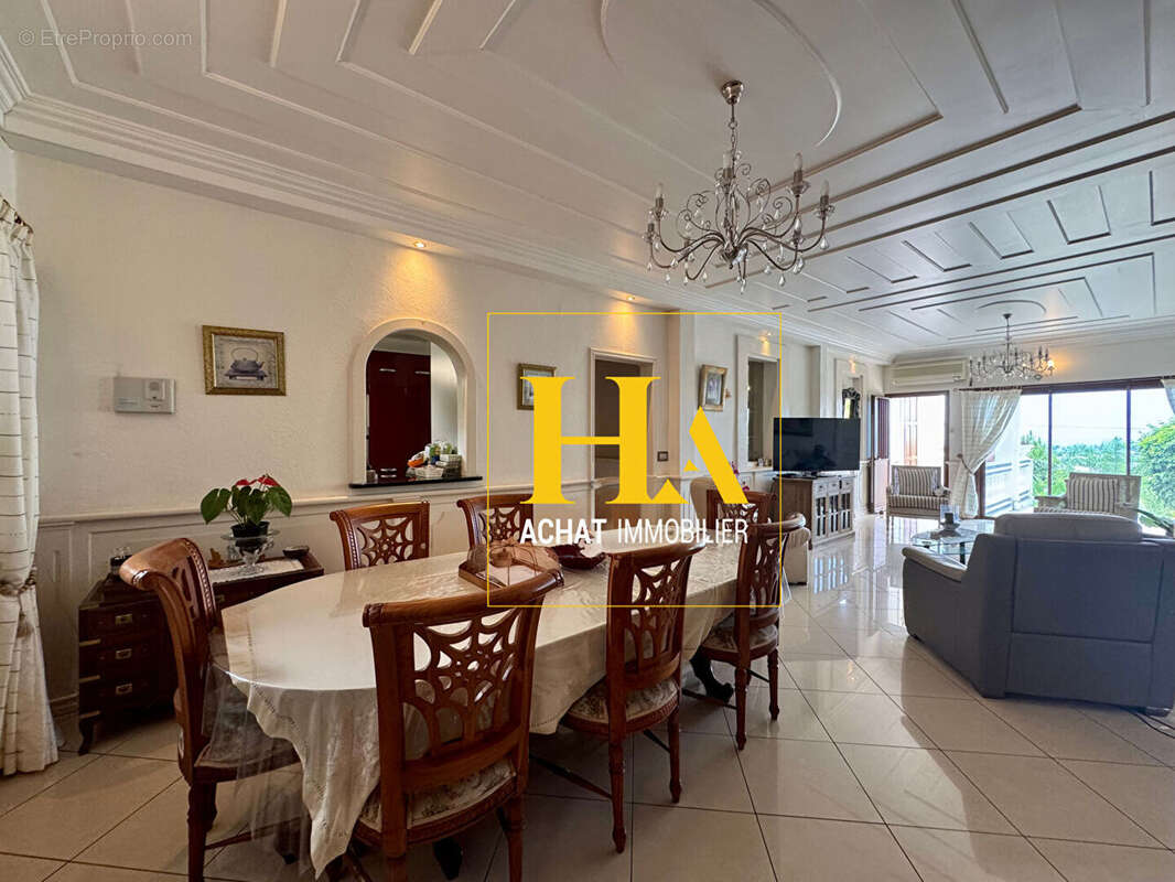 Maison à SAINT-DENIS