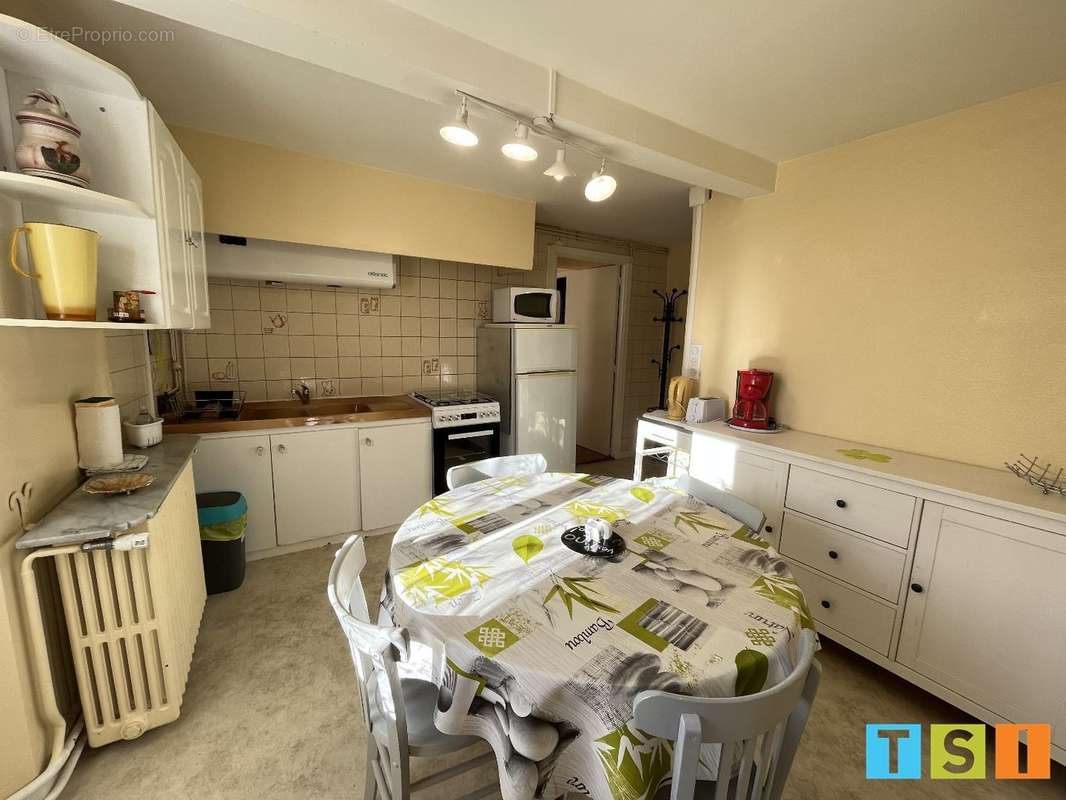 Maison à SALLES-ET-PRATVIEL