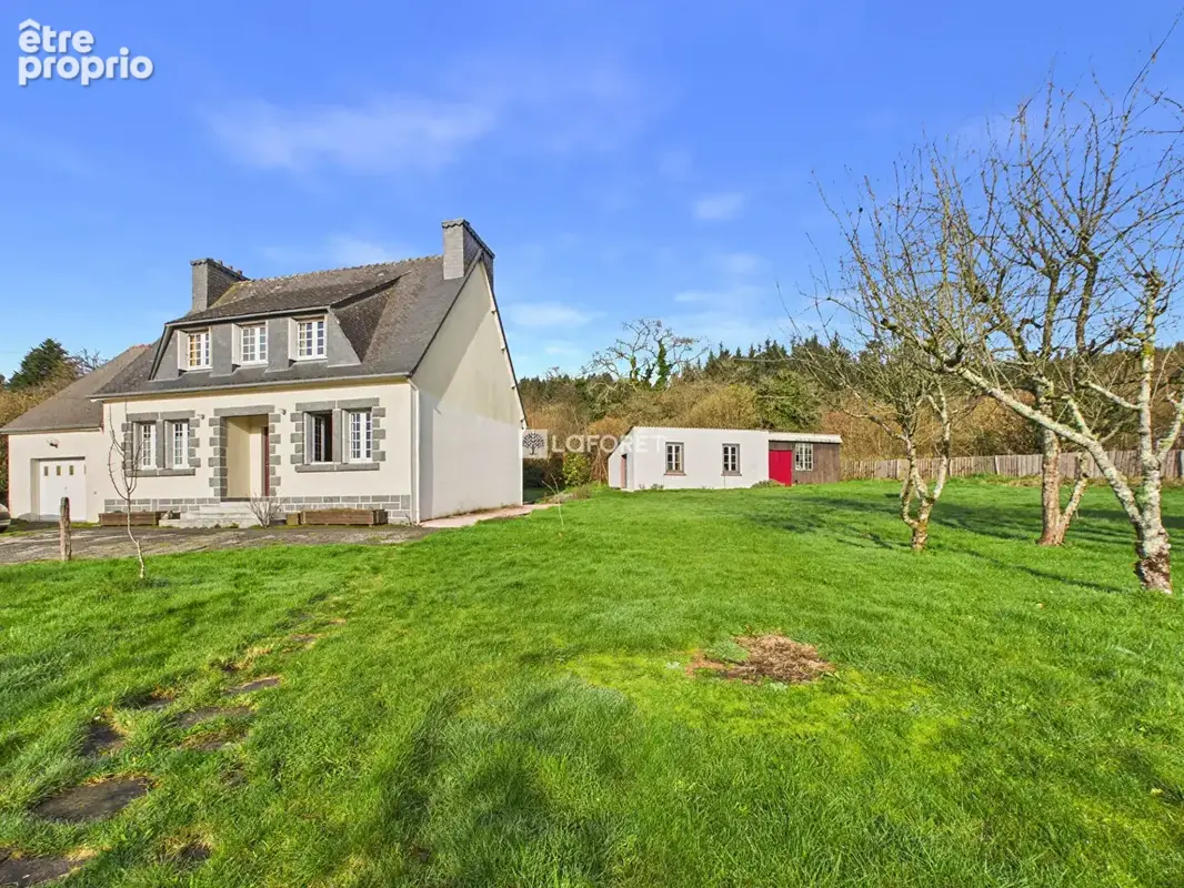 Photo Maison à Saint-Rivoal au prix de 181 000€
