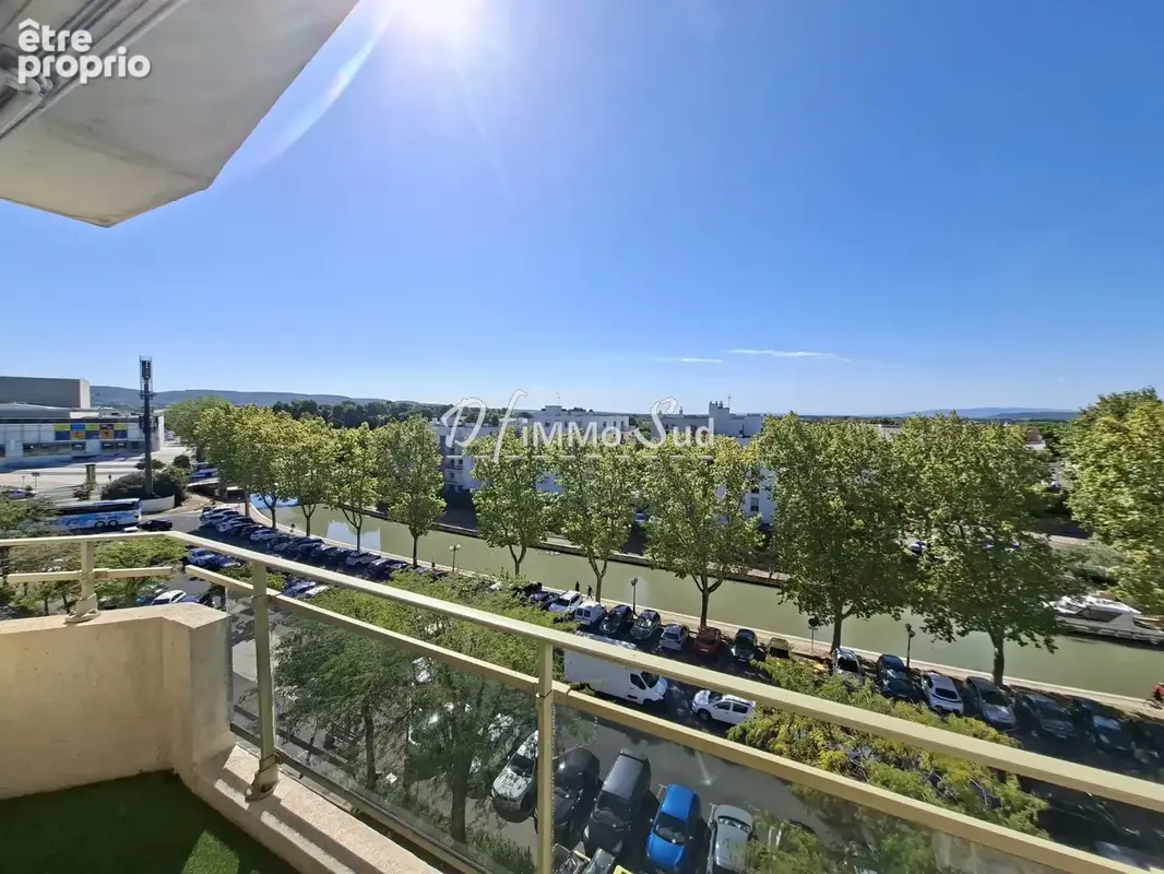 Appartement type t5 - quai victor hugo - terrasse - parking couvert - ascenseur - photo 4