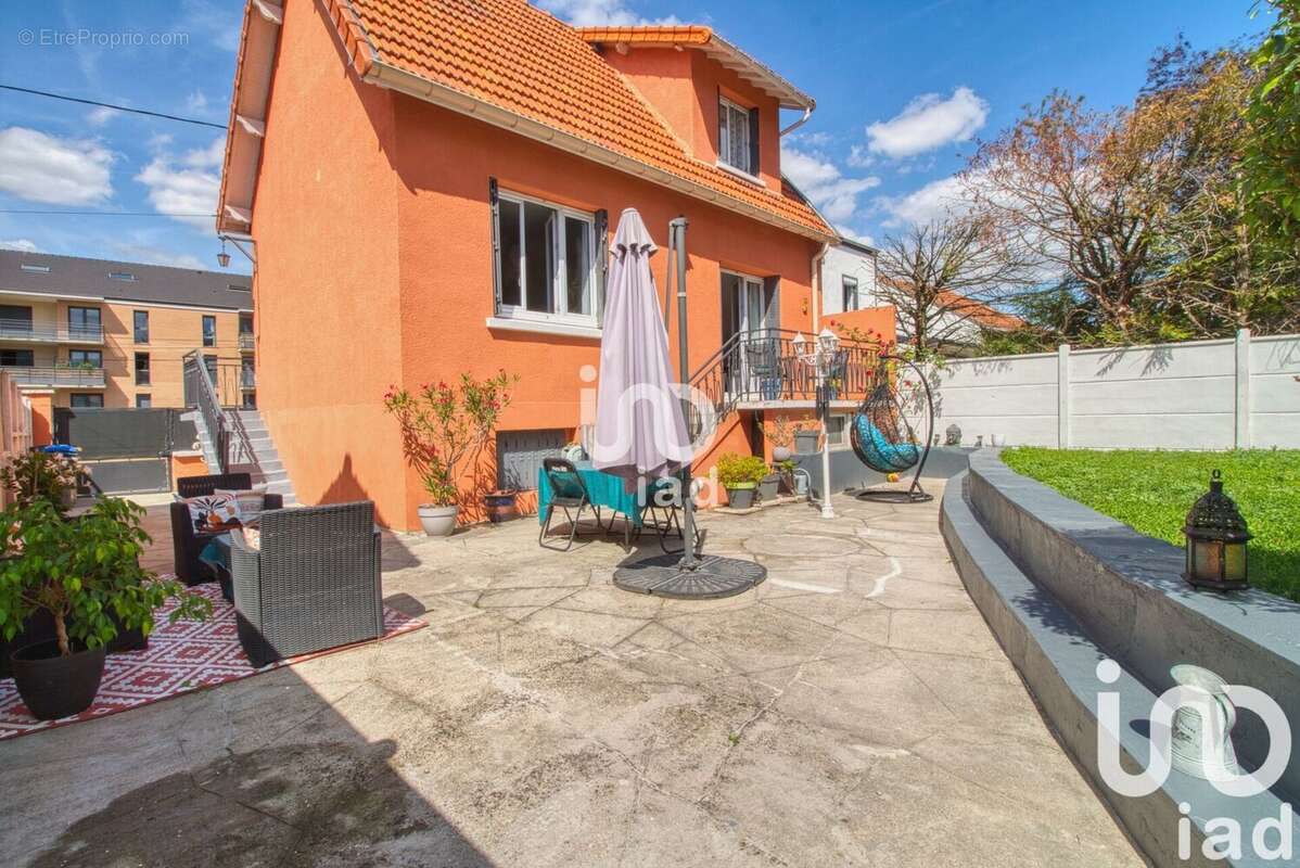 Photo 2 - Maison à ROSNY-SOUS-BOIS