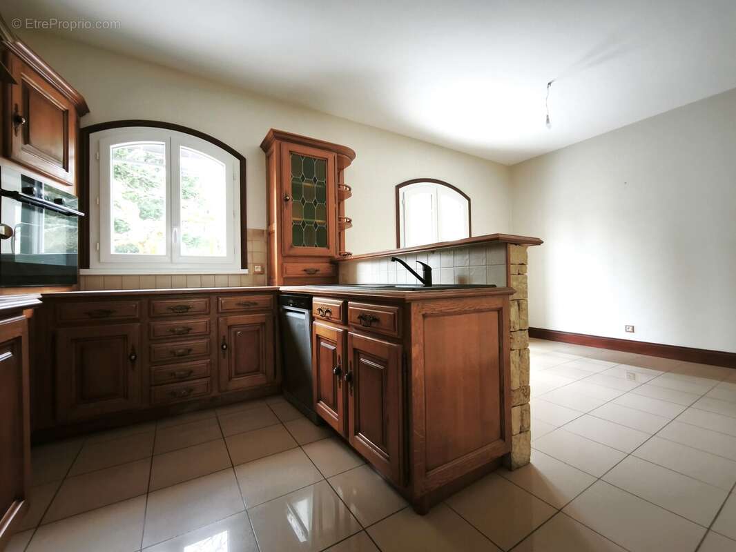 Maison à LA COURONNE