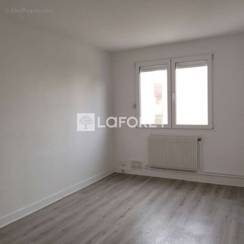 Appartement à VITRY-SUR-SEINE