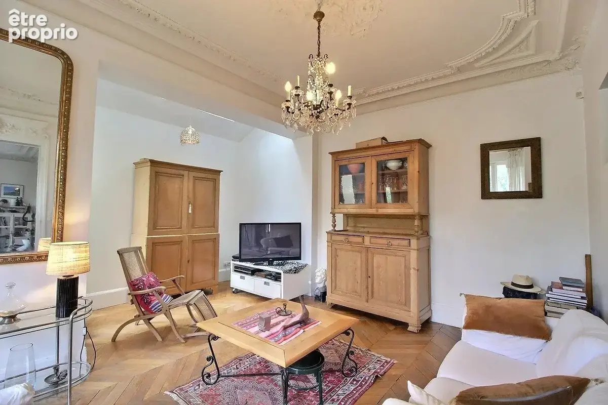 Maison à SAINT-MAUR-DES-FOSSES