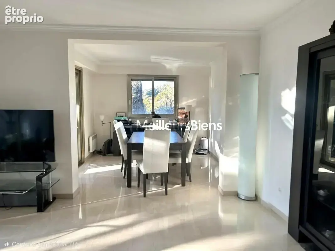 Cannes  : Grand 3 pièces de 98 m2, avec terrasse, garage et piscine - photo 6