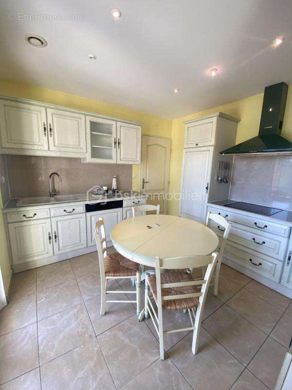 Maison à VILLENEUVE-LES-BEZIERS