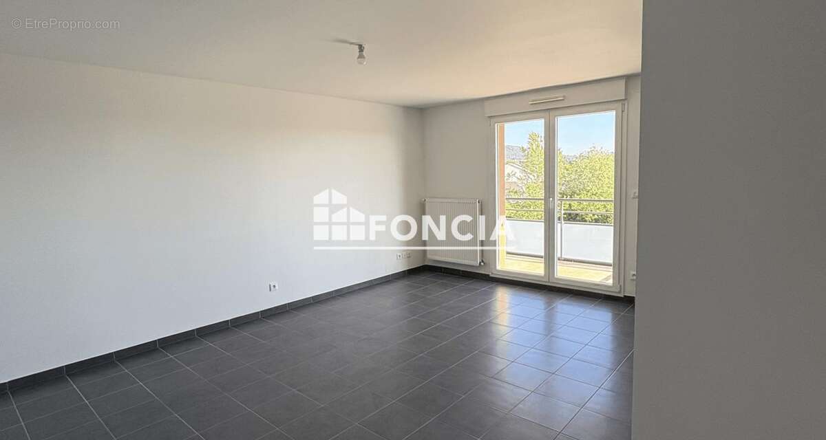 Appartement à AMNEVILLE