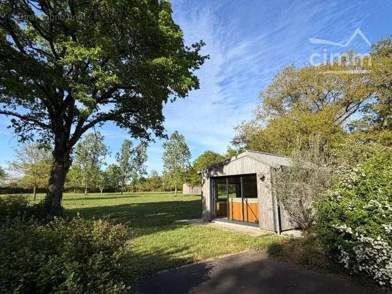 Maison à NORT-SUR-ERDRE