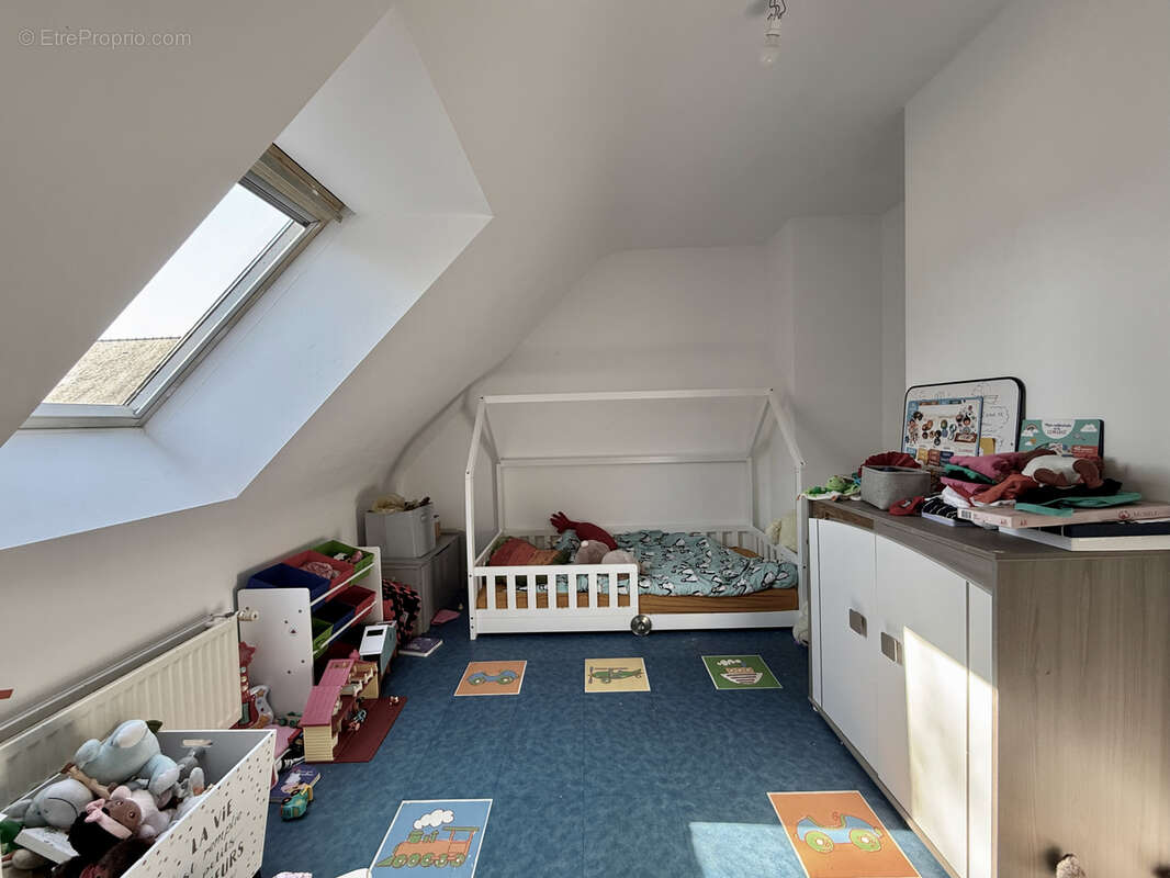 Maison à VERN-SUR-SEICHE