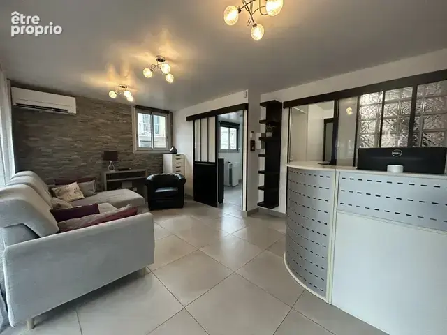 Photo Commerce à Saint-Cyprien au prix de 105 000€