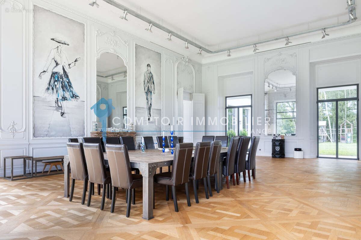A vendre Dpt Eure (27) proche Pacy sur Eure magnifique Propriété de 1032 m2 habitables sur un parc de 13 ha - photo 6