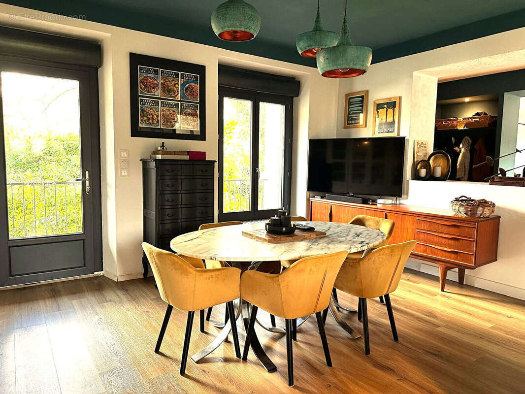 Maison à LEZIGNAN-CORBIERES