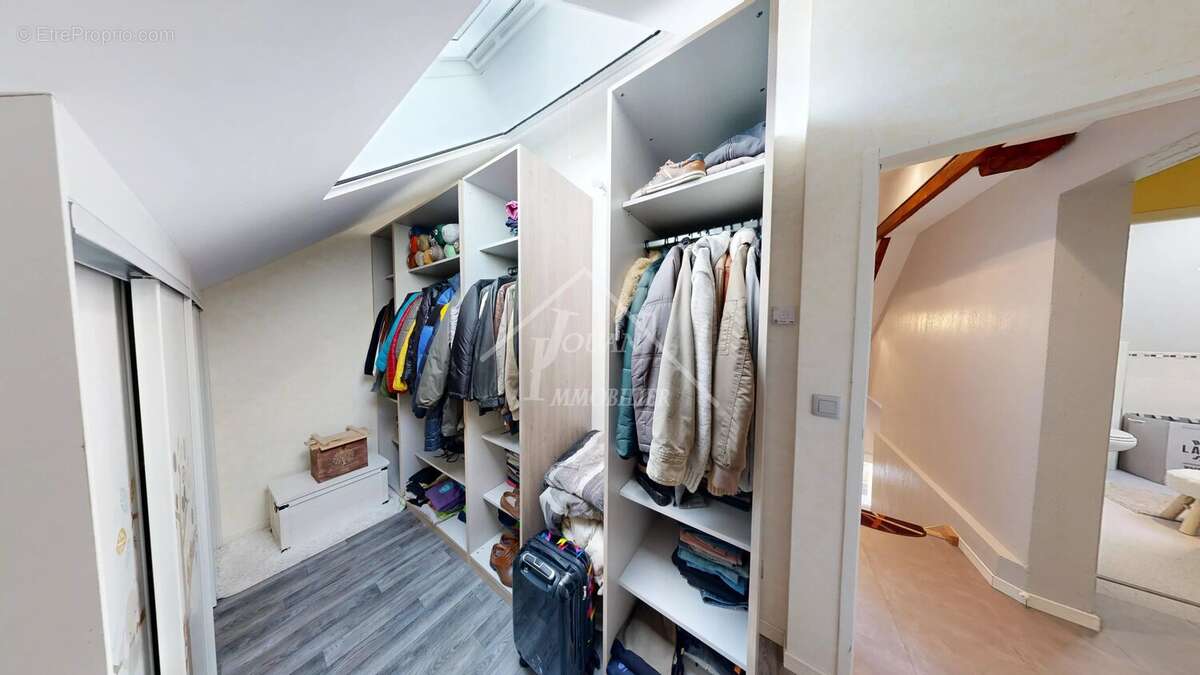 Maison à SAINT-POURCAIN-SUR-SIOULE