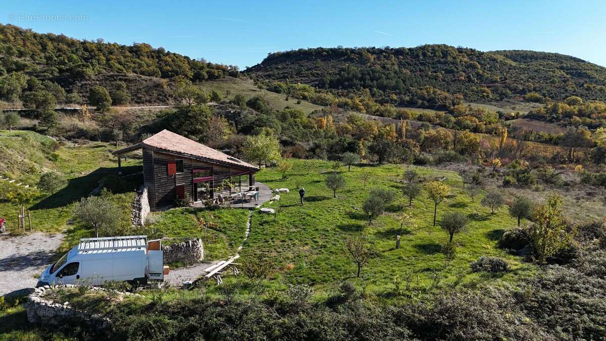 Maison à ALBA-LA-ROMAINE