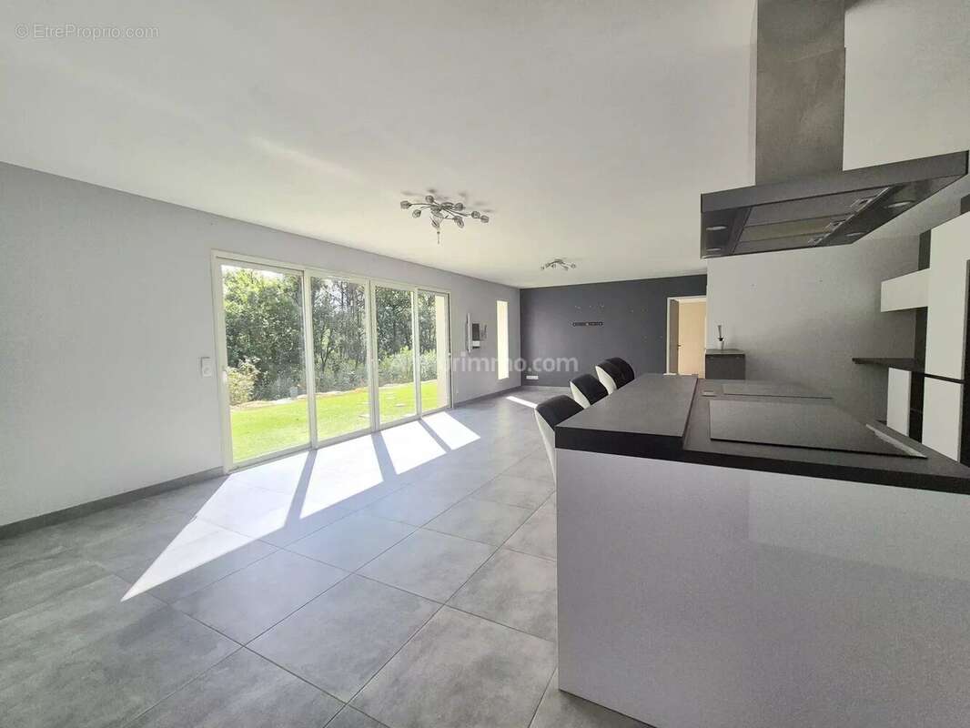 Maison à DRAGUIGNAN