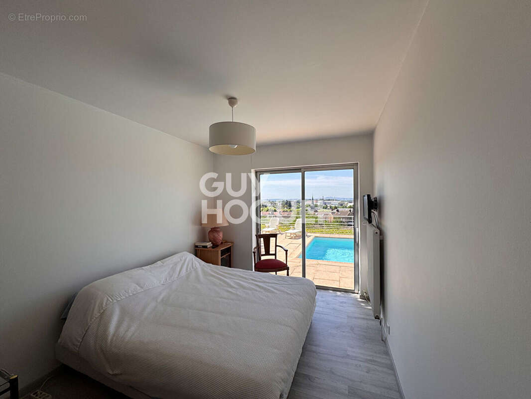 Maison à LE CREUSOT