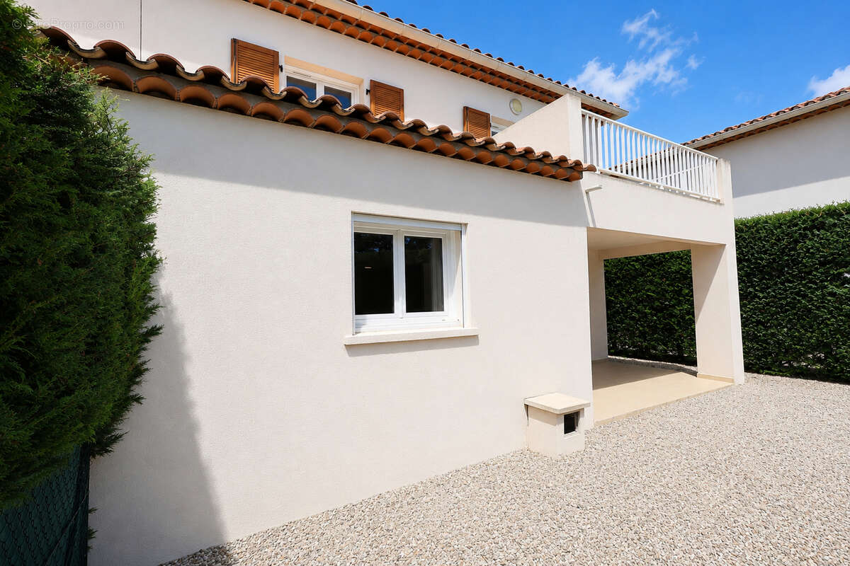 Villa Speracedes 5 pièce(s) 95 m² avec jardin - photo 2