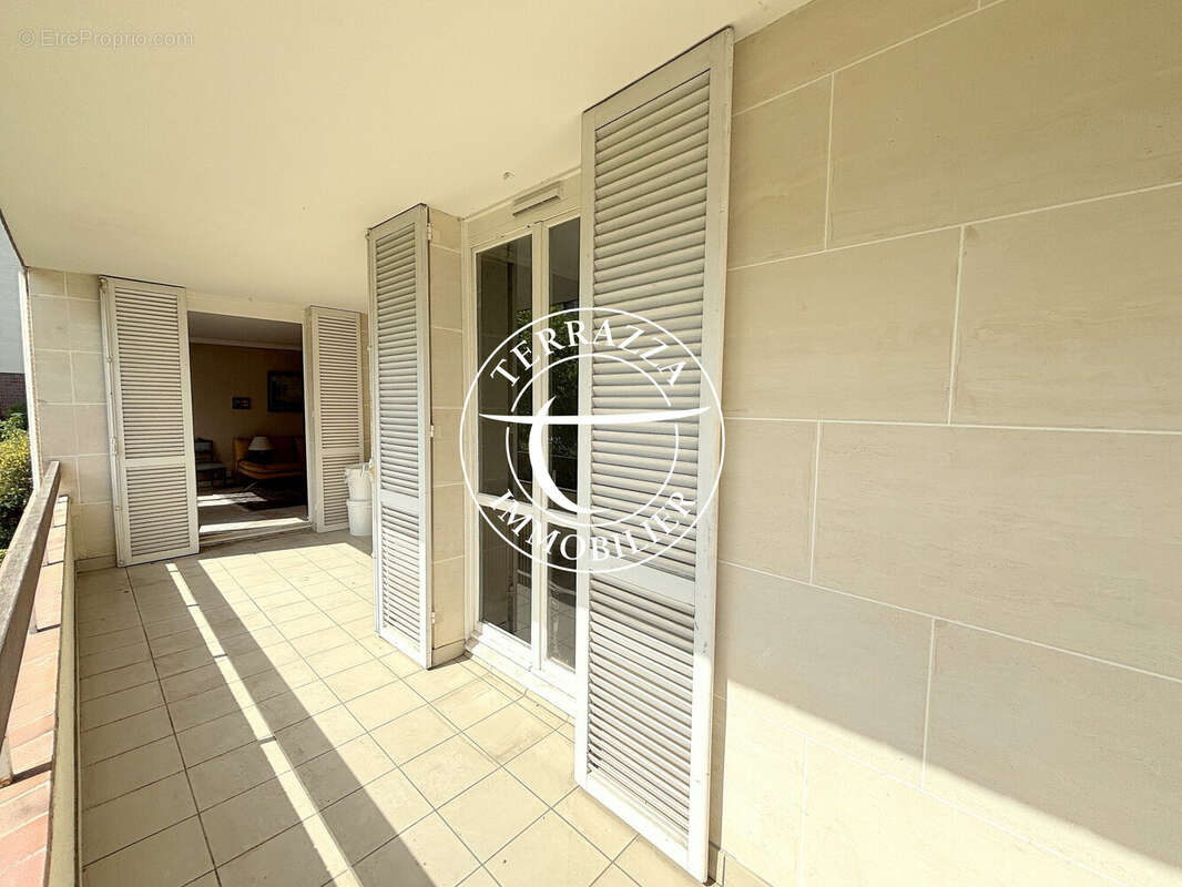 Appartement à LOUVECIENNES