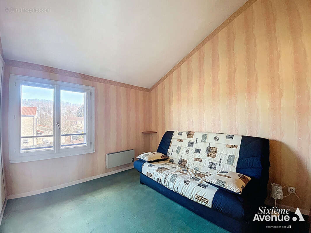 Maison à SAINT-SYMPHORIEN-D'OZON