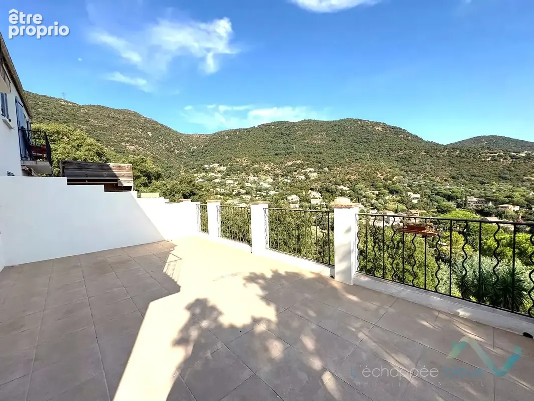 Vente appartement T2 à Cavalaire sur Mer - photo 9