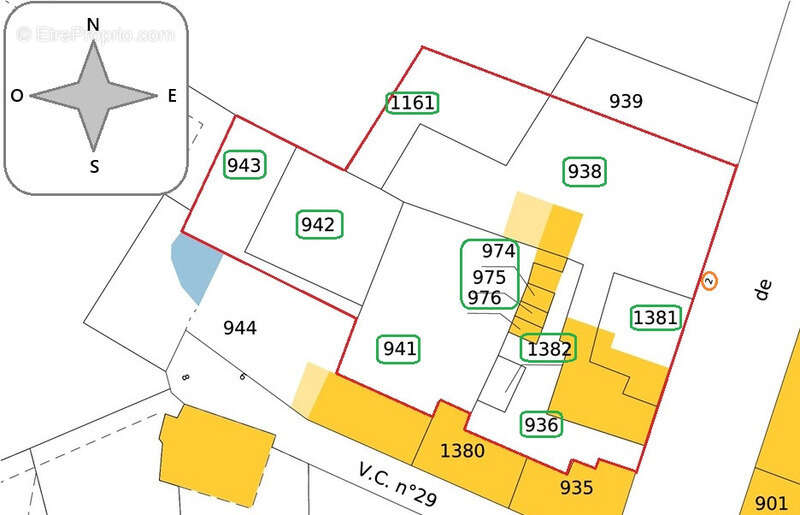 Maison à CHANTECORPS