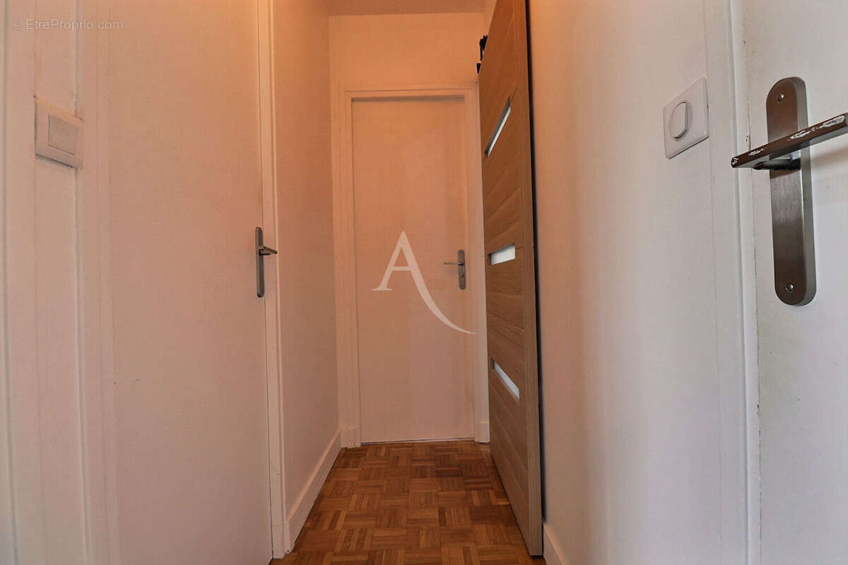 Magnifique Appartement Maisons Laffitte 3 pièces 66 m² 1 chbre (possible 2) au calme et refait à neuf ! - photo 11