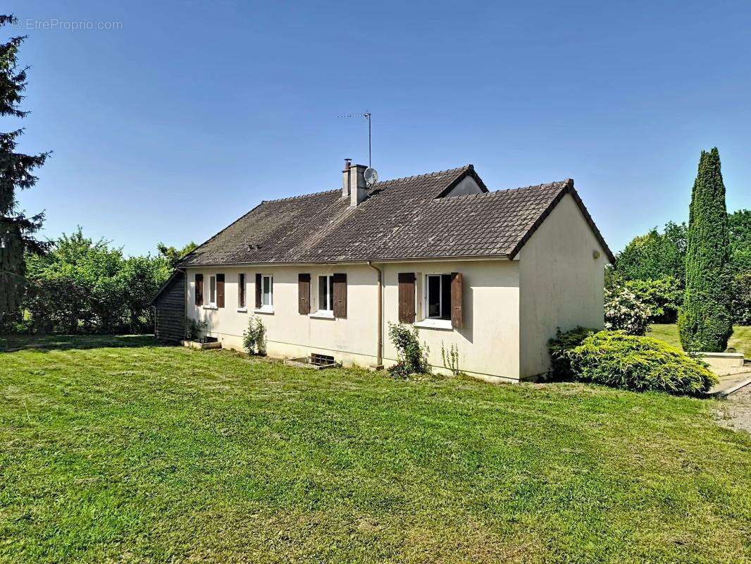 Maison à BRIANTES