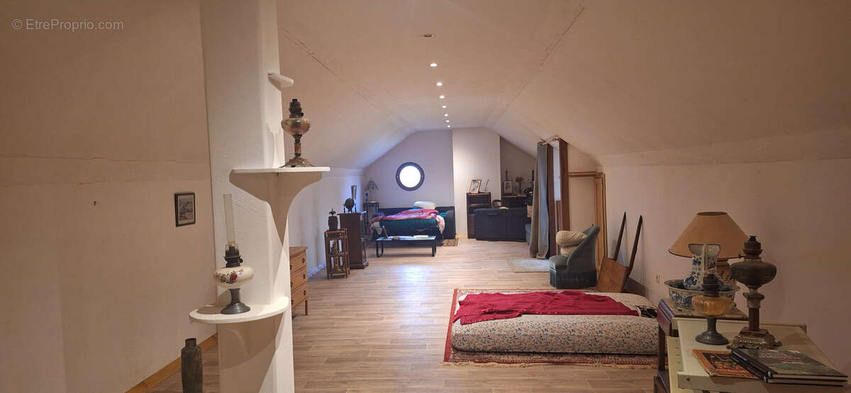 Maison à BUSSY-EN-OTHE