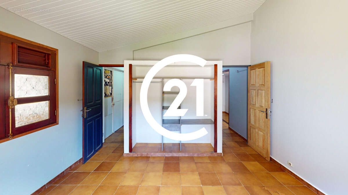 Maison 225 m² à Ducos  - photo 6