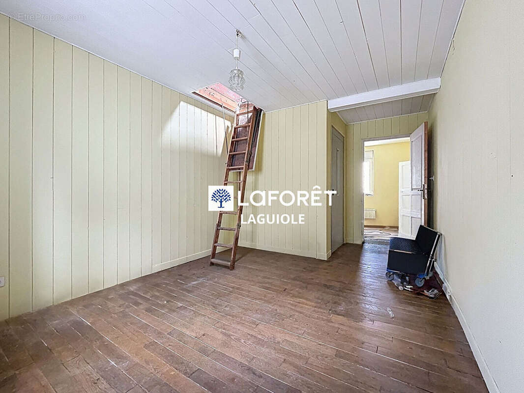 Maison à SAINT-AMANS-DES-COTS