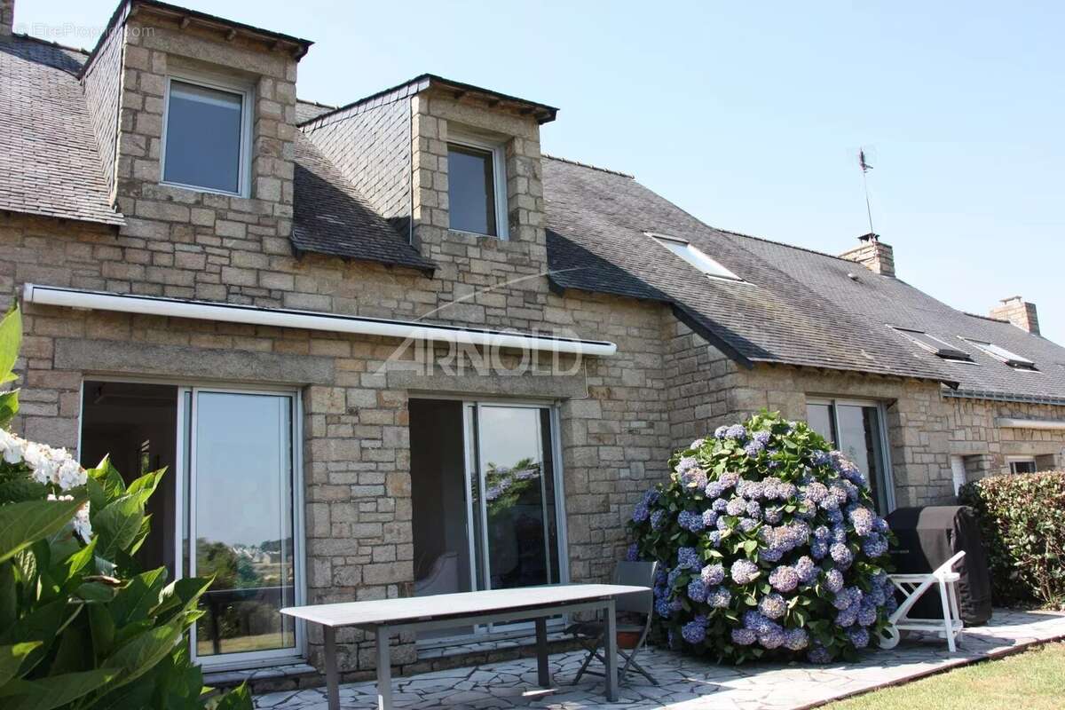 Maison à ARZON
