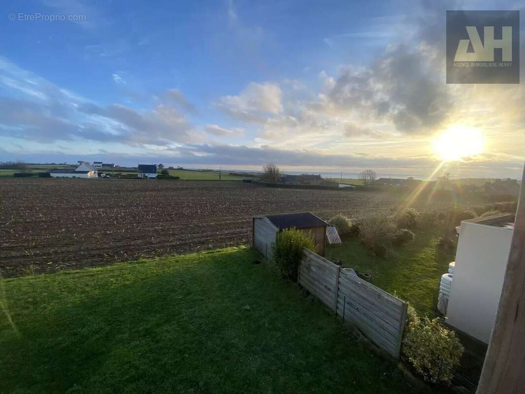 Maison à PLOUGONVELIN